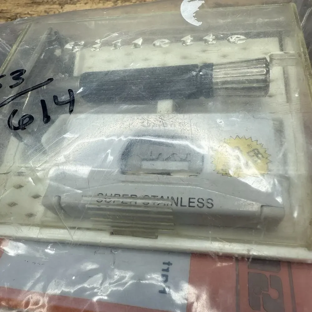 Vintage Gillette Super Speed Black Handle Double Edge Razor, Sealed NOS